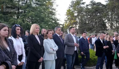 Radunović otvorio izložbu &bdquo;Razumjeti zemlju &ndash; intersticijum&ldquo; u Nik&scaron;iću