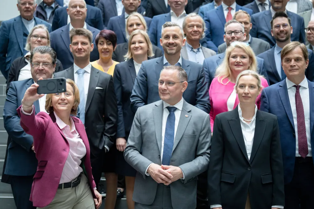 Desnica jača u Njemačkoj: AfD porastao na rekordnih 28 odsto