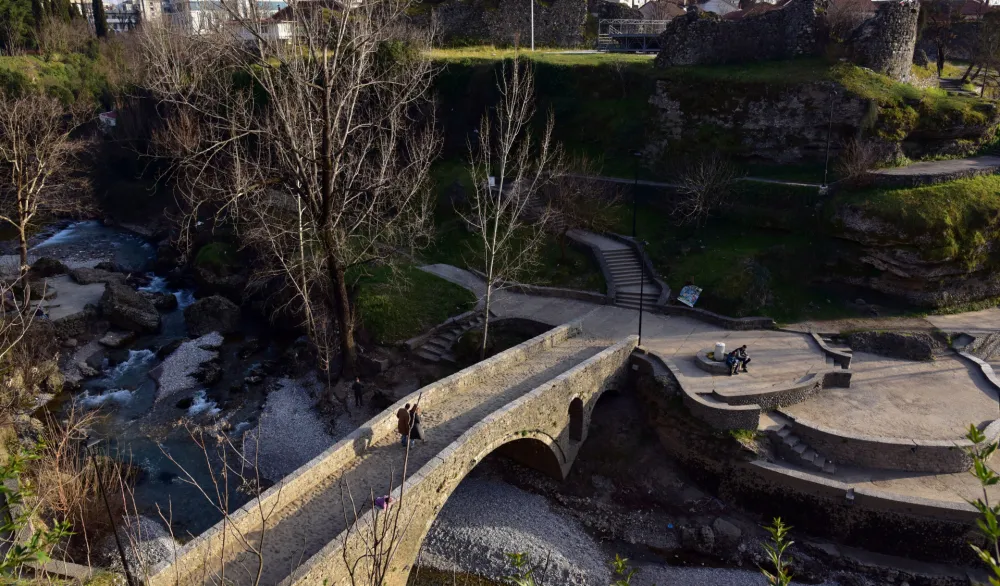 Zajednička istorija Zapadnog Balkana kroz &scaron;est priča: Mostovi govore, gradovi se razumiju