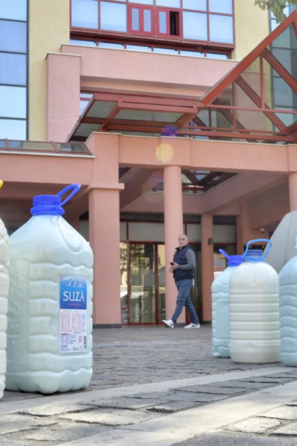 Sjutra okupljanje proizvođača mlijeka ispred Ministarstva poljoprivrede