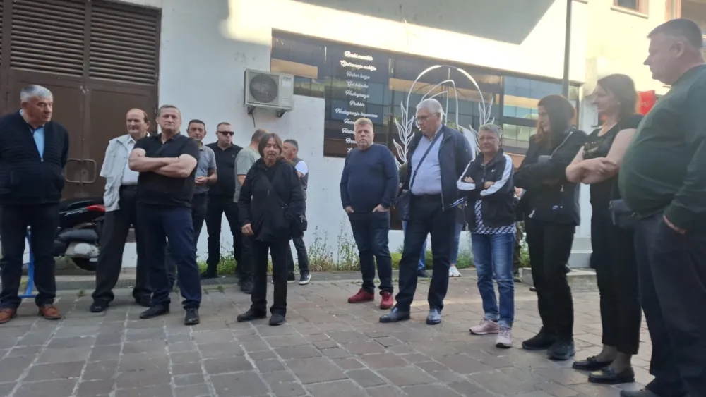 Počeli pregovori oko rje&scaron;avanja vi&scaron;ka mlijeka