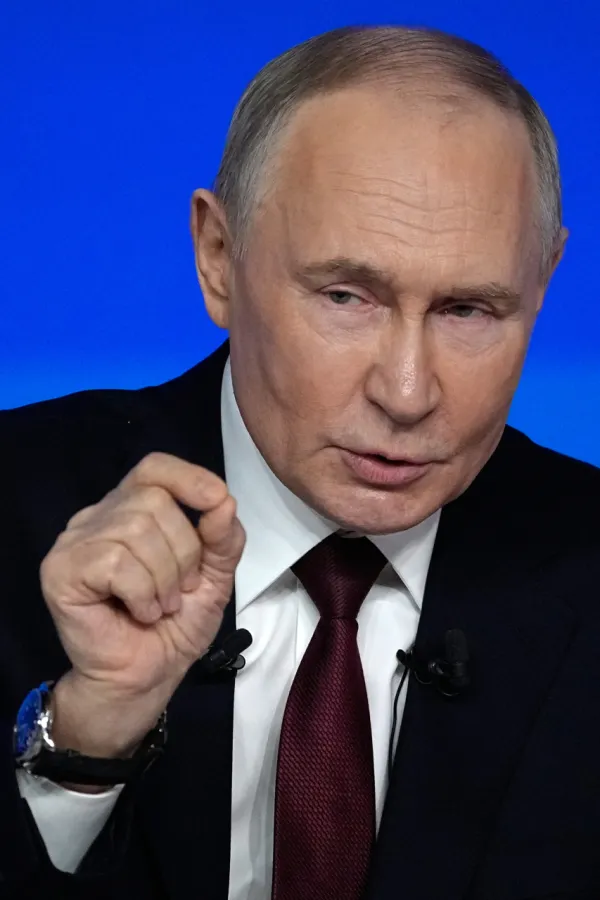 Putin: Suočavamo se sa neviđenim izazovima, ali Rusija je vječna