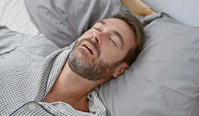 Tri ključna znaka da vas hrkanje dovodi u rizik od srčanih ili moždanih udara