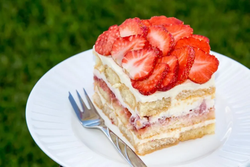 Tiramisu s jagodama - spoj nježne kreme i sočnog voća