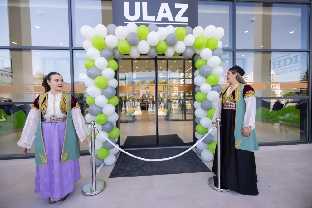 OTVOREN NAJVEĆI TRŽNI CENTAR U CRNOJ GORI  HDL RETAIL PARK U BARU 