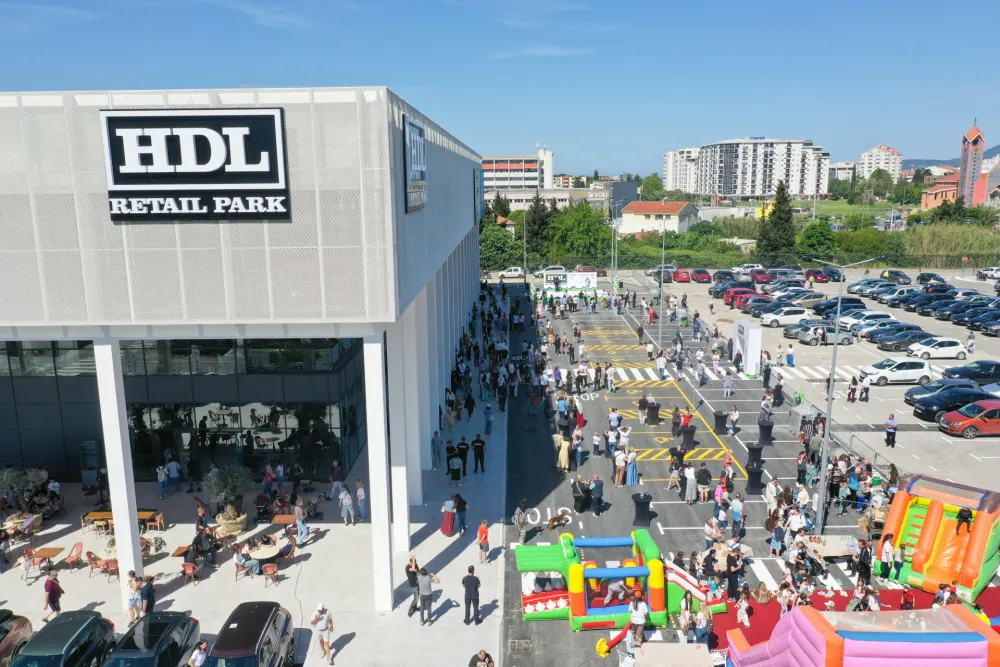 OTVOREN NAJVEĆI TRŽNI CENTAR U CRNOJ GORI  HDL RETAIL PARK U BARU 