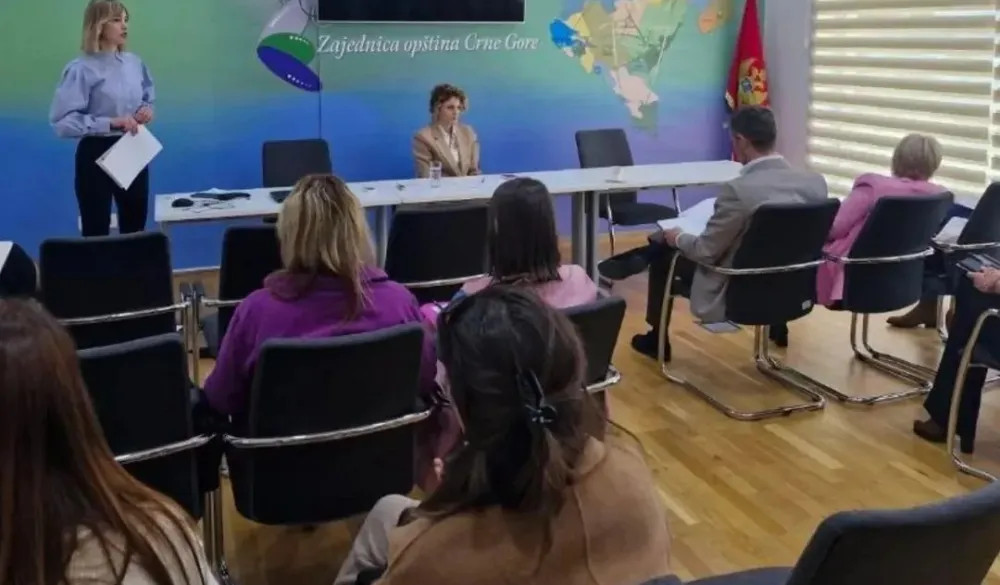 ZOCG: Od početka godine održano 16 obuka za oko 500 lokalnih službenika