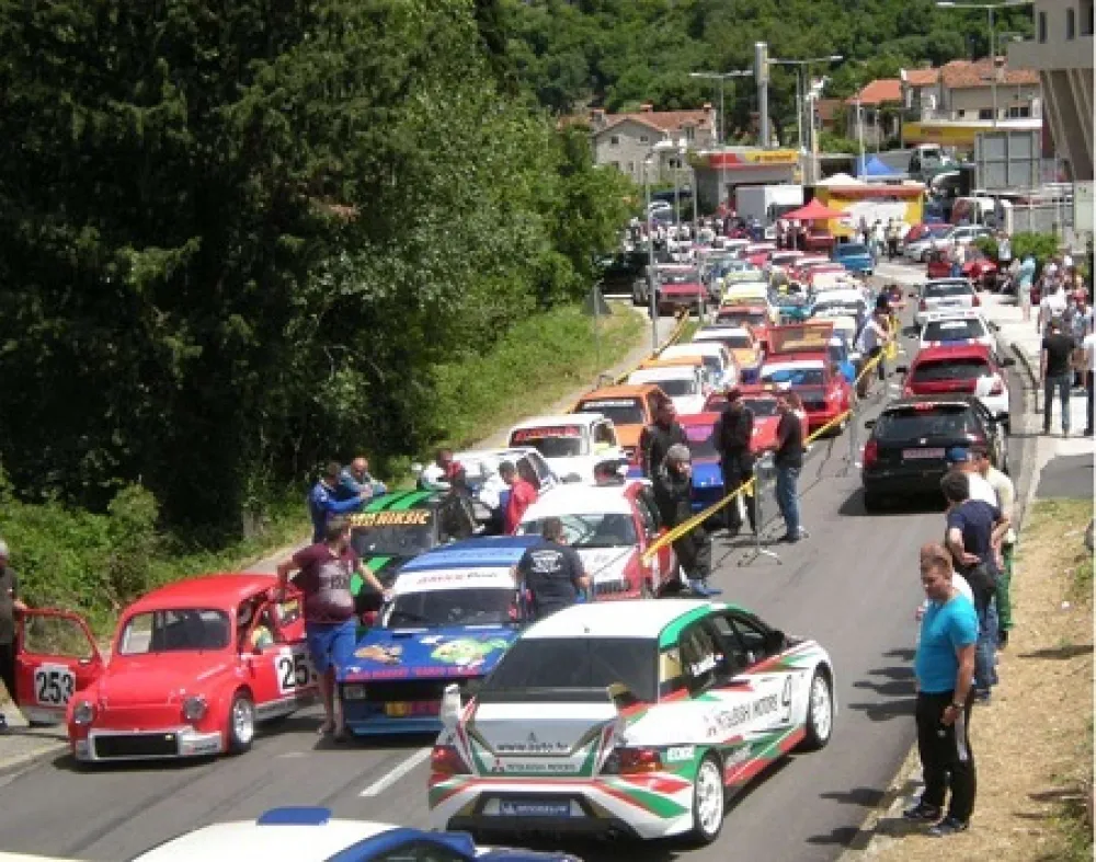 Očekuje se preko 130 vozača