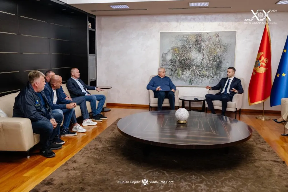 Spajić: Rije&scaron;en problem poljoprivrednika, od ponedjeljka kreće otkup vi&scaron;kova mlijeka