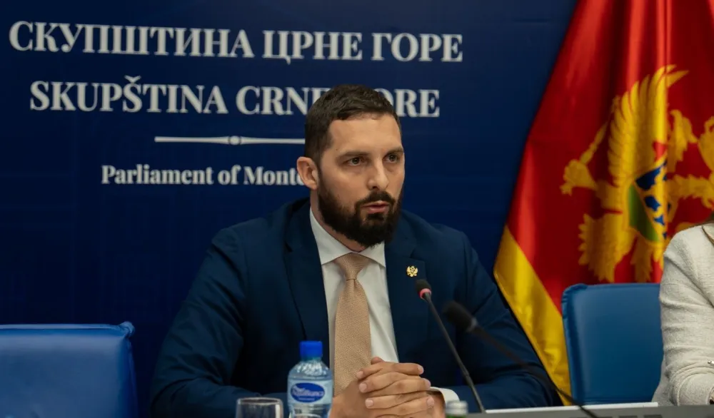 Leković: Da li je privedena službenica tužila&scaron;tva kadar Vesne Medenice