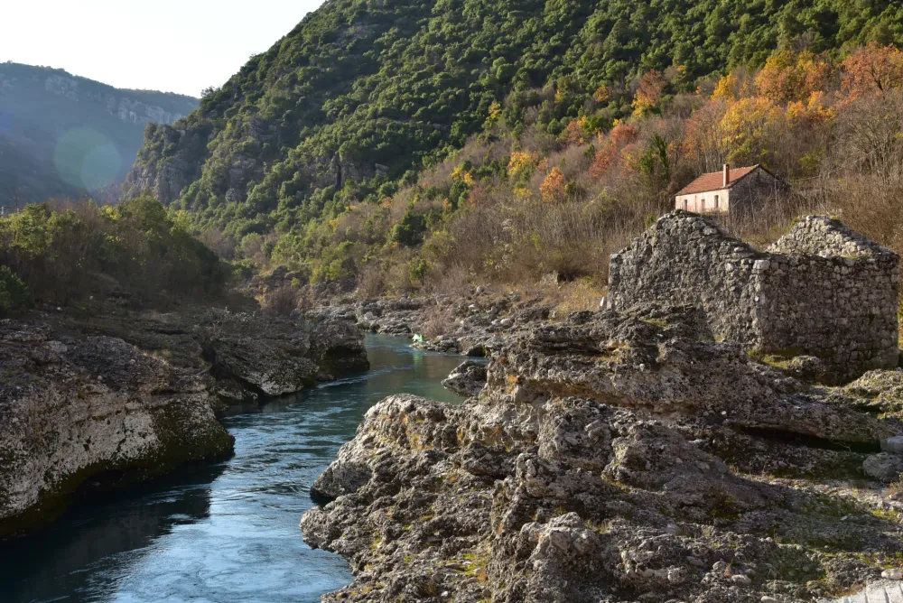 Pronađen heroj: Pripadnik Vatrogasne jedinice Budva spasio dječaka iz nabujale Cijevne