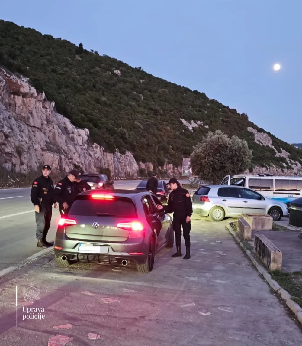 (FOTO) Pojačane aktivnosti na jugu: Uhap&scaron;ene 43 osobe, pronađena droga i tablete