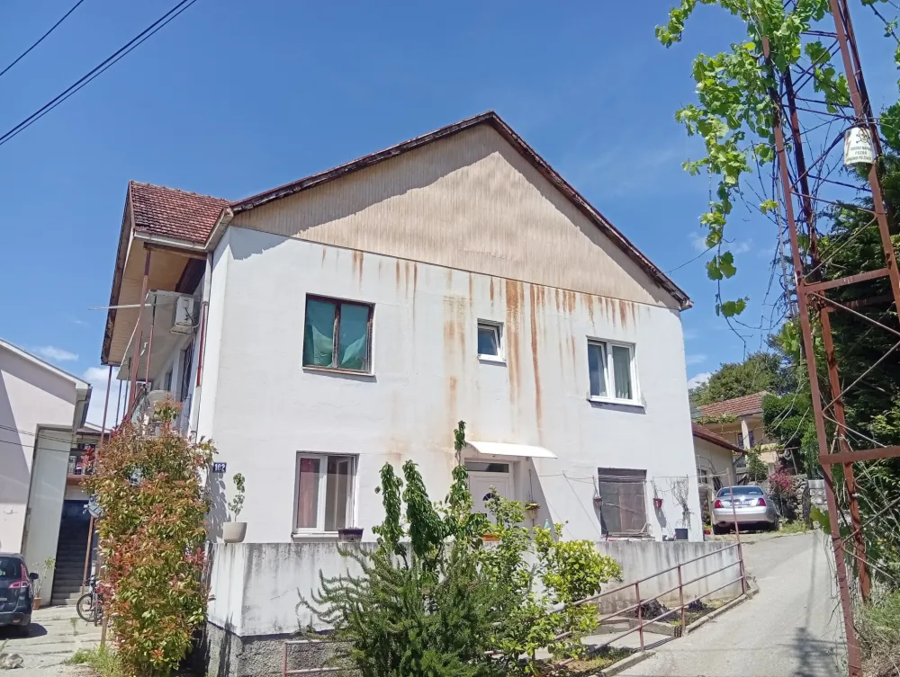 porodična kuća