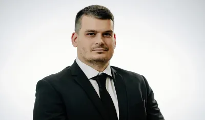 Golović za &bdquo;Dan&rdquo;: Evropska budućnost talac partijskih interesa