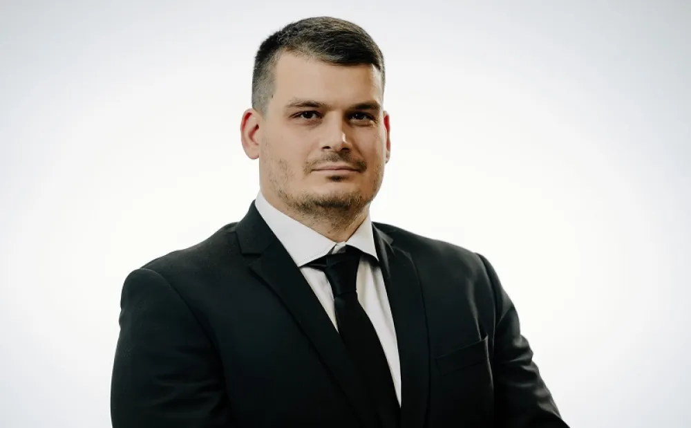 Golović za &bdquo;Dan&rdquo;: Evropska budućnost talac partijskih interesa