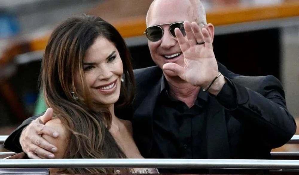 Bezos i Loren Sančez među glavnim sponzorima Met Gale: Uložili najmanje 10 miliona dolara