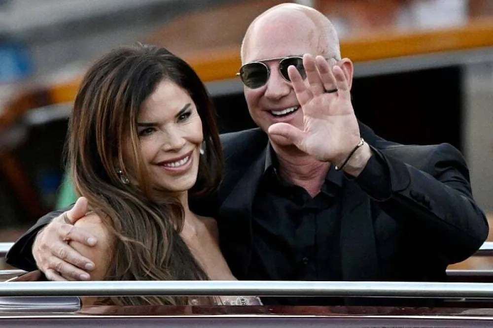 Bezos i Loren Sančez među glavnim sponzorima Met Gale: Uložili najmanje 10 miliona dolara