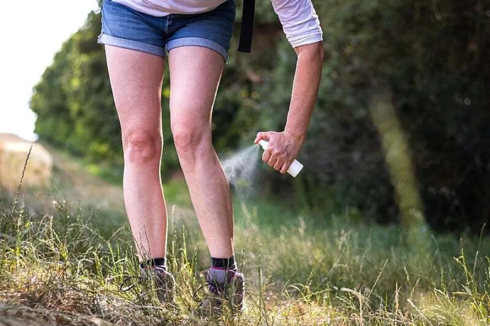 Sezona krpelja je počela: Kako se za&scaron;tititi i &scaron;ta učiniti ako vas ipak ugrize