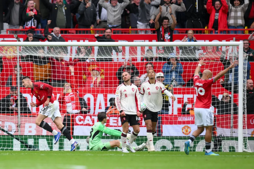 Derbi pripao Mančester junajtedu