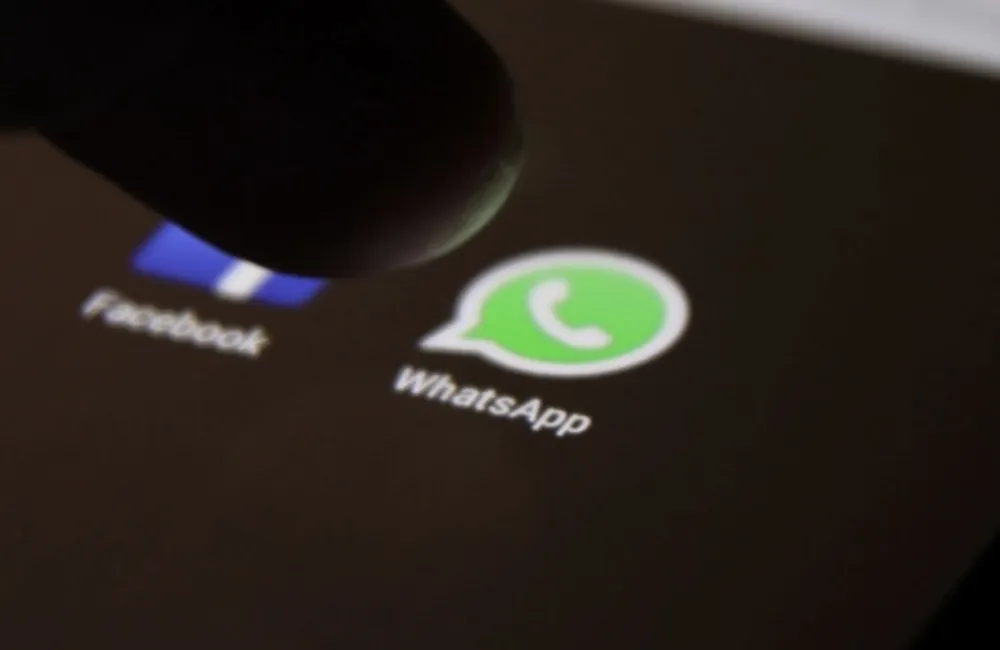 WhatsApp kakav ne poznajete: Stiže "tečno staklo"