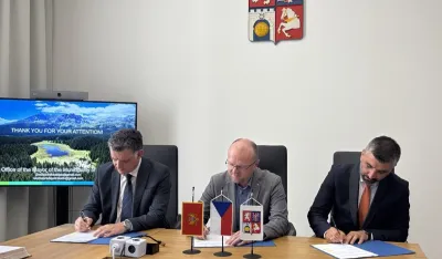 Tivat i Žabljak potpisali Memorandum o saradnji sa Pardubičkom regijom