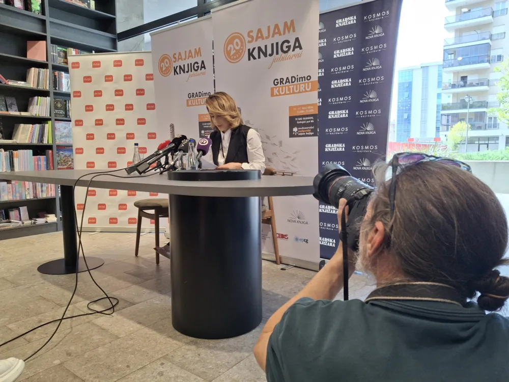 Brojni književnici, različiti programi