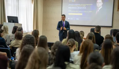 Zenović sa studentima FPN-a: Male države imaju velike koristi od članstva u EU