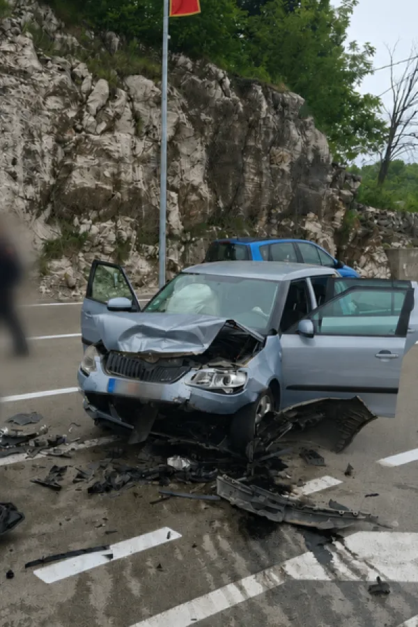 Udes na Kru&scaron;evom Ždrijelu, tri osobe povrijeđene