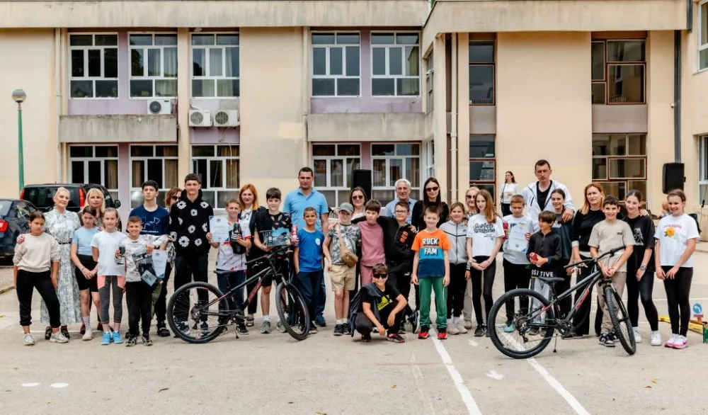 Natalija i Vuk pobjednici na op&scaron;tinskom takmičenju o poznavanju pravila saobraćaja