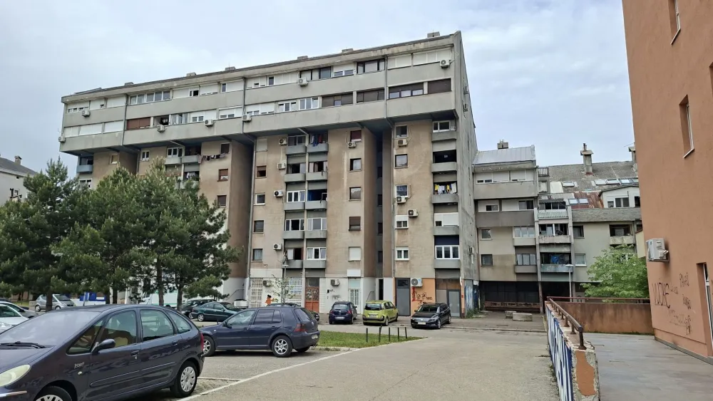 Azbestni krovovi i oronule fasade traže hitnu reakciju