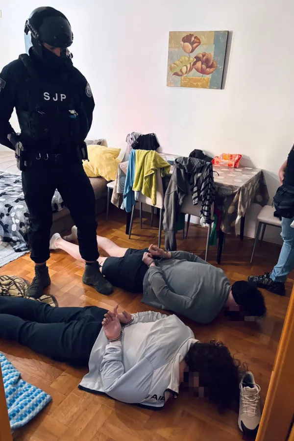 UP: Uhap&scaron;ena tri člana ogranka visokorizične OKG na teritoriji Podgorice i razbijeno njeno djelovanje