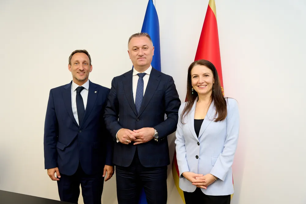 Gutić i De Dominićis: Ulaganja u dječju i socijalnu za&scaron;titu su investicija u budućnost CG u EU