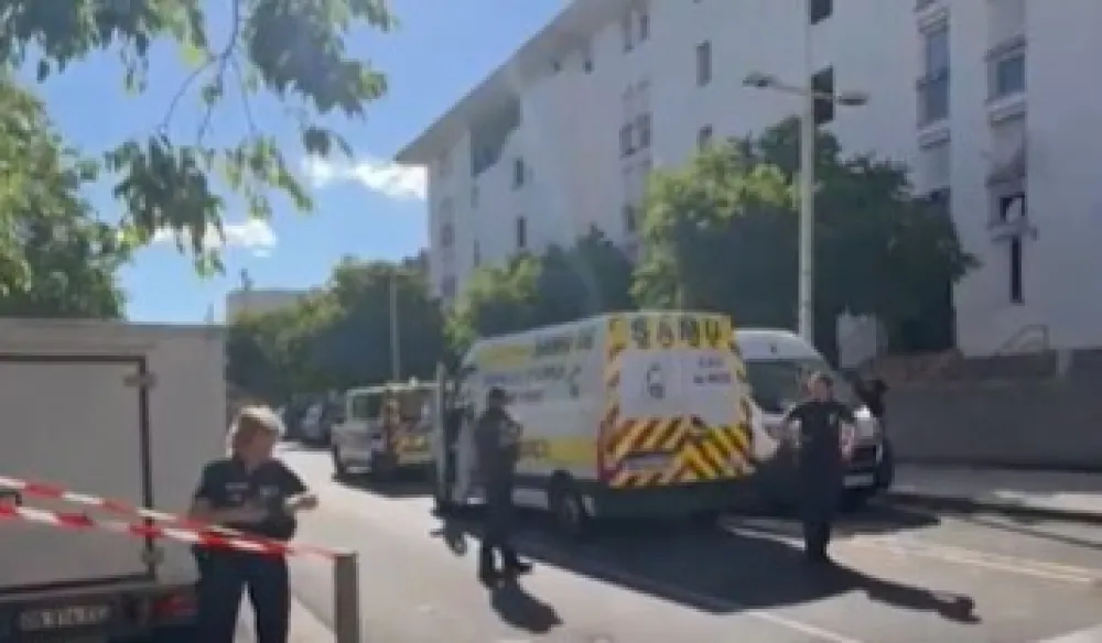 (VIDEO) Detalji pucnjave u Nici: Sa trotineta ispalio rafale na ulici