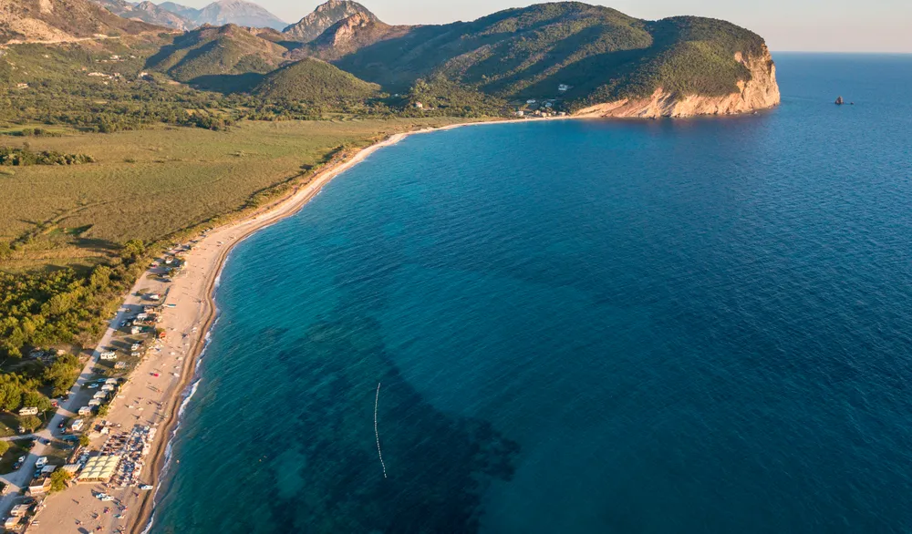 Turistička sezona u Petrovcu na nivou pro&scaron;logodi&scaron;nje: Gostiju ima, ali je slaba platežna moć