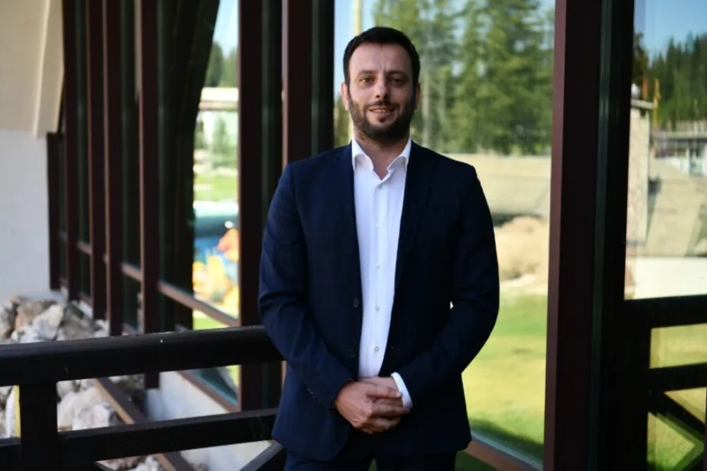 Lisičić: MJU potvrdilo da FK Arsenal svjesno kr&scaron;i zakon, bježanja vi&scaron;e nema