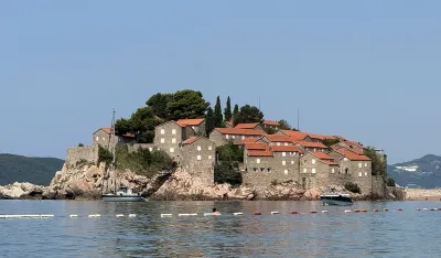 Evropski poslanici: Sveti Stefan i Miločerski park moraju ostati zajednička javna vrijednost
