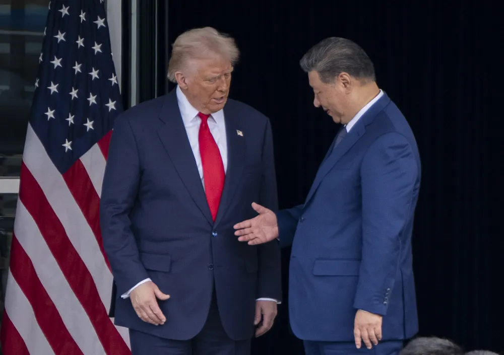 Donald Tramp i Si Đinping u oktobru 2025. godine