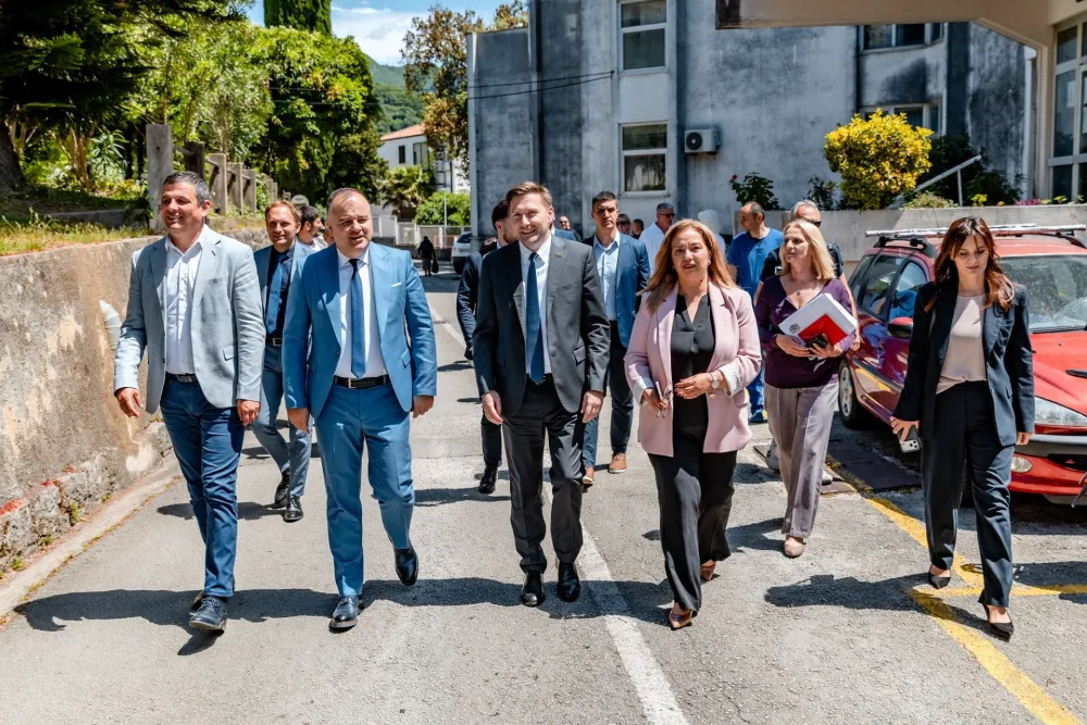 Op&scaron;tina Herceg Novi donirala sanitet i tri aparata za Bolnicu Meljine