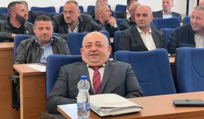 Odbornici DPS-a spriječili smjenu Samira Agovića