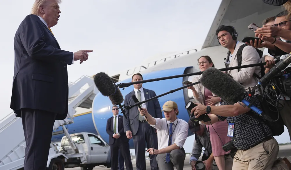 Aerodrom Plam Bič- Donald Tramp