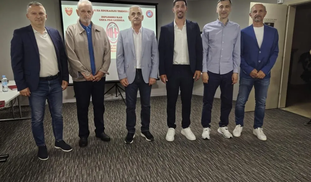 Tatar sa članovima komisije
