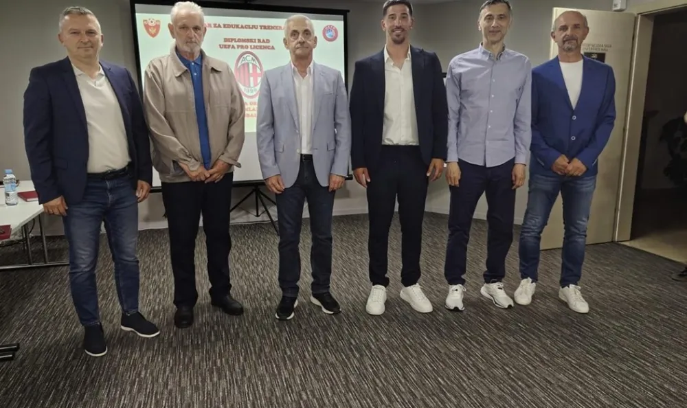 Tatar sa članovima komisije