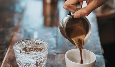 Jutarnje ispijanje kafe &scaron;titi organizam od ozbiljne bolesti