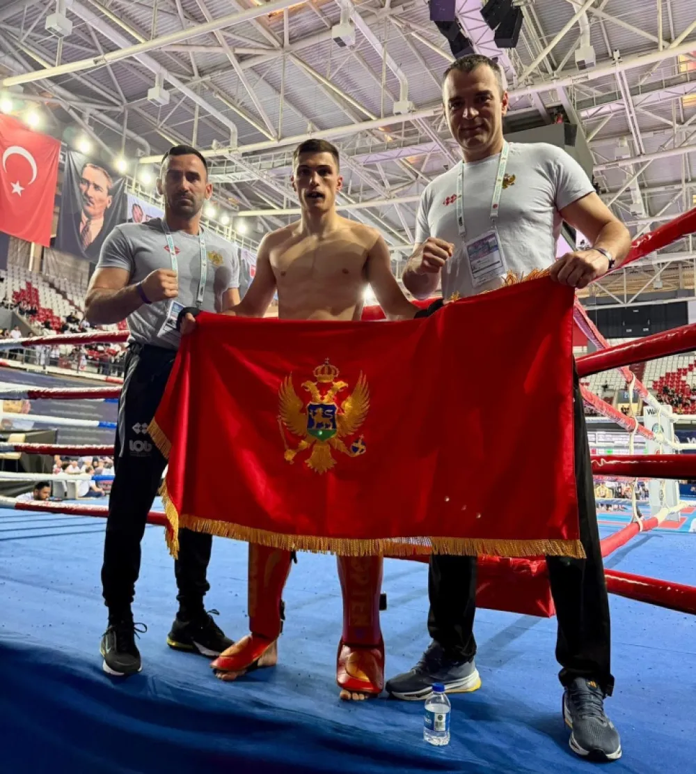 Zlatana medalja za Nemanju Čađenovića