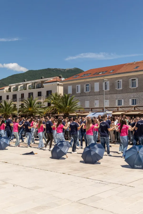 Tivatski maturanti plesom u buduće uspjehe