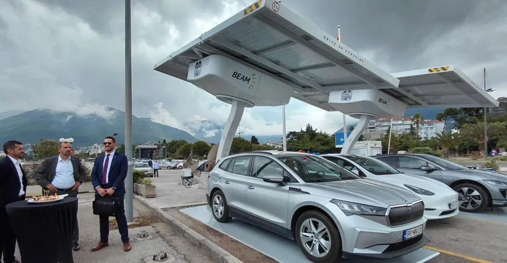 Solarna stanica za napajanje elektirčnih vozila u Baru