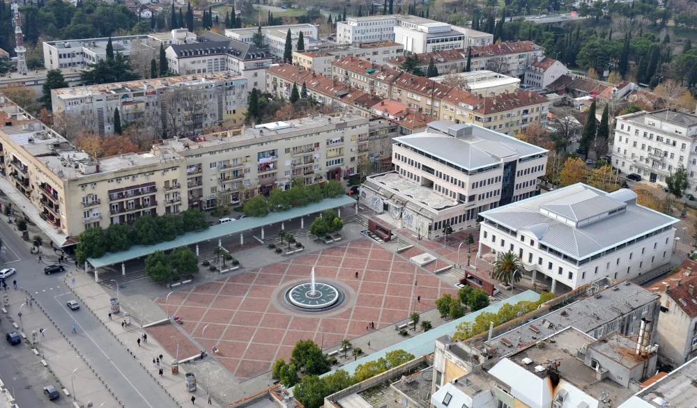 Policija će snimati proslavu na Trgu nezavisnosti, zatvoreno vi&scaron;e ulica u centru grada