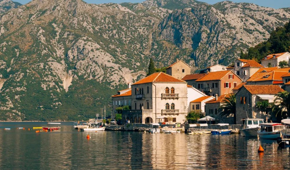 Sjutra na jugu sunčano, na sjeveru promjenljivo oblačno