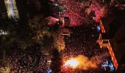 Prijestonica slavi: U toku koncert Dina Merlina na Cetinju