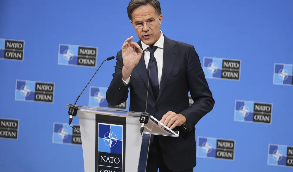 Politiko: NATO pred samit u Ankari sprema ponudu za Trampa